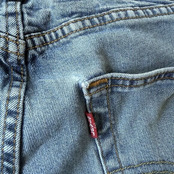 Levi's 527 Slim Fit Bootcut Jeans Men's 31 X 32 Medium Blue Wash - Picture 15 of 15